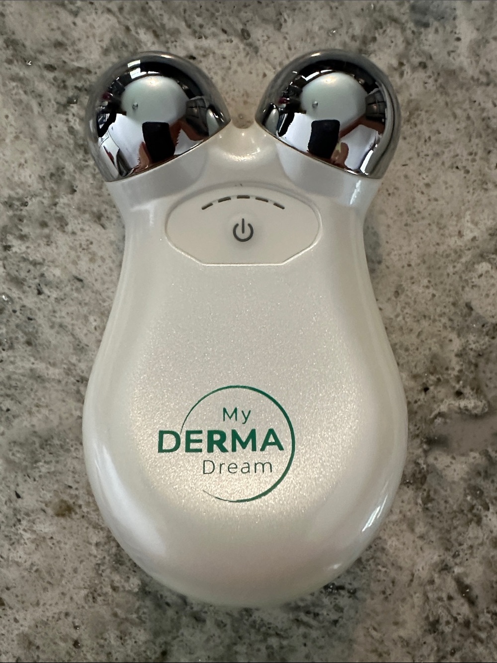 White Facial Sculpting Roller